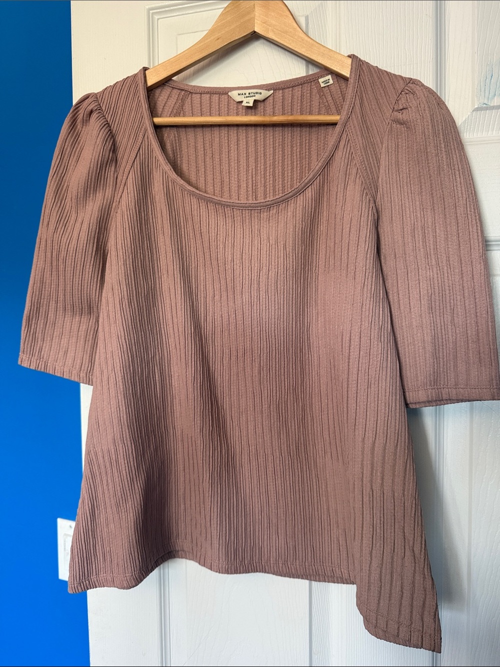 Max Studio Ribbed Scoop-Neck Top in Mauve Pink